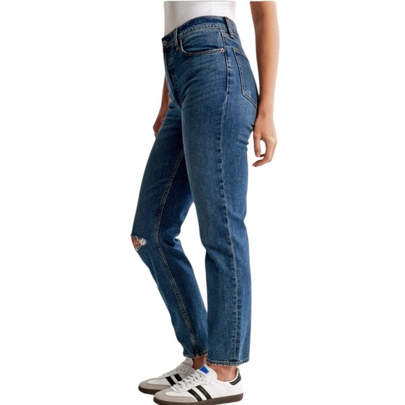 Abercrombie & Fitch A&F Women’s High Rise Mom Jean Dark Wash Distressed Size 26 - Picture 6 of 7